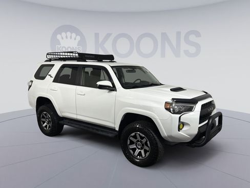 Used 2019 Toyota 4Runner TRD Off-Road image 10