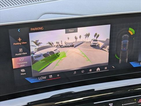 Certified 2025 BMW 530i image 14