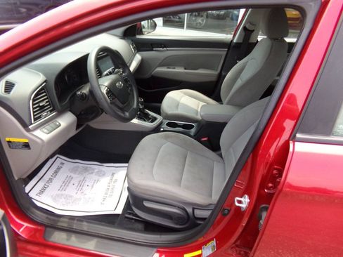 Used 2017 Hyundai Elantra SE FWD image 10