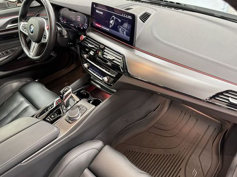 Certified 2023 BMW M5 w/ Competition Package image 32