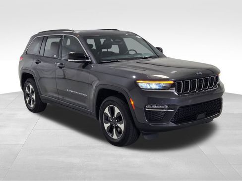 Used 2024 Jeep Grand Cherokee Limited 4xe AWD/4WD image 2