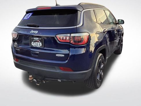 Used 2018 Jeep Compass Latitude w/ Cold Weather Group AWD/4WD image 8