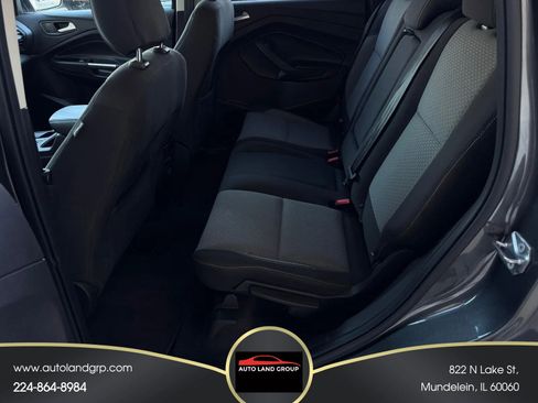 Used 2019 Ford Escape SE image 15