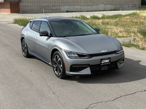 Used 2024 Kia EV6 GT-Line w/ GT-Line White Seat Package RWD image 2
