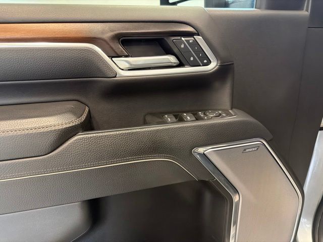 Used 2025 GMC Sierra 3500 Denali w/ Denali Reserve Package AWD/4WD image 31