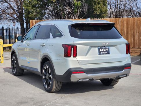 New 2026 Kia Sorento EX image 3