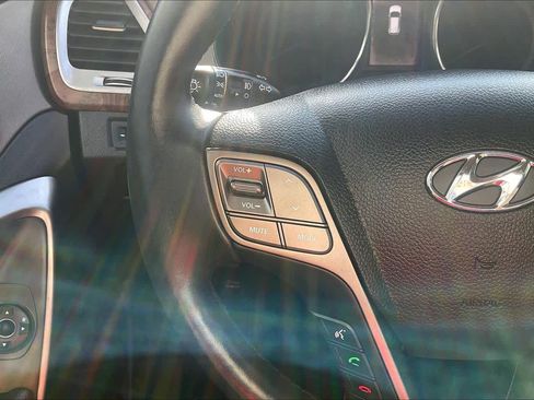 Used 2017 Hyundai Santa Fe Limited FWD image 21
