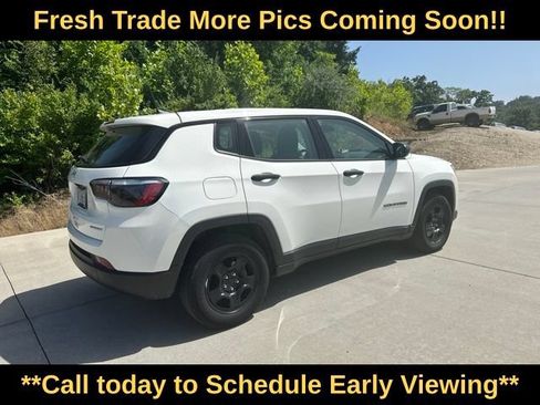 Used 2020 Jeep Compass Sport w/ Cold Weather Group FWD image 3