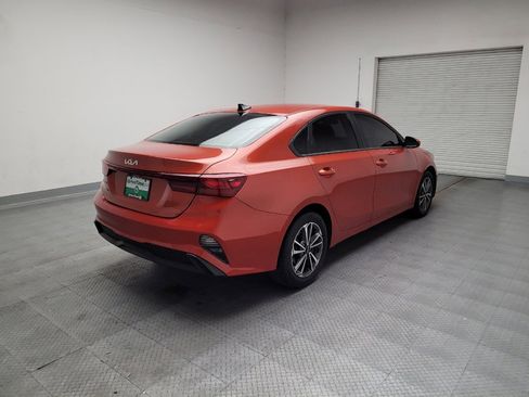 Used 2022 Kia Forte LXS FWD image 9