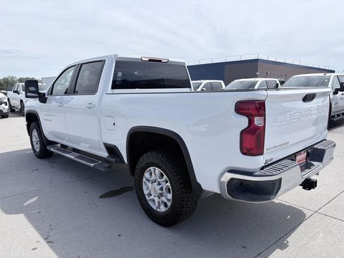 Used 2026 Chevrolet Silverado 2500 LT AWD/4WD image 8