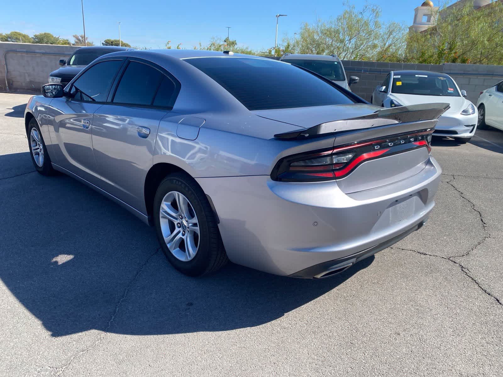 Used 2015 Dodge Charger SE w/ Popular Equipment Group RWD image 8