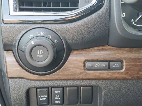 Used 2022 Nissan Titan Platinum Reserve w/ Moonroof Package image 22