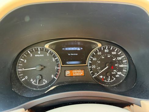 Used 2015 Nissan Pathfinder SL w/ SL Tech Package AWD/4WD image 17