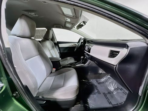 Used 2016 Toyota Corolla LE FWD image 31