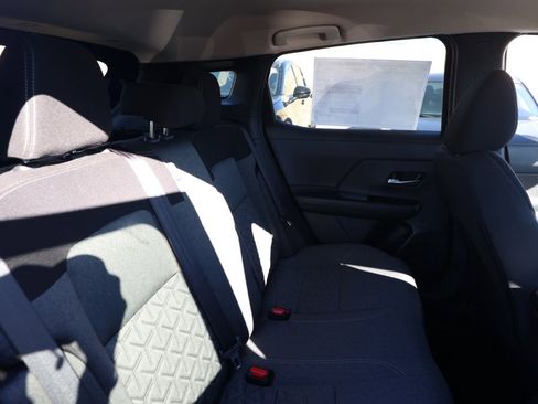 New 2026 Nissan Kicks SV image 18