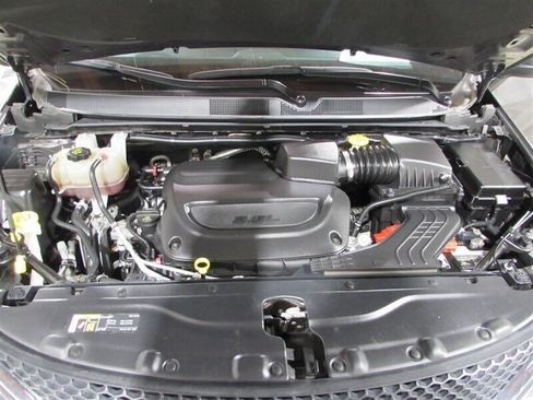 Used 2021 Chrysler Voyager Lxi image 75