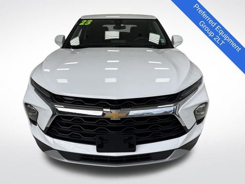 Used 2023 Chevrolet Blazer LT image 2