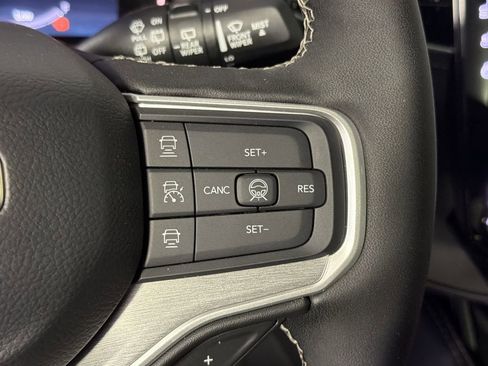 New 2026 Jeep Grand Wagoneer Limited AWD/4WD image 15