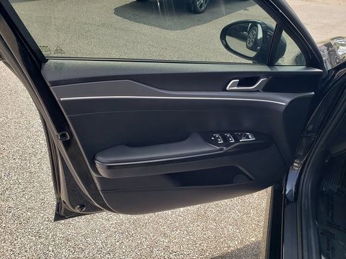 Used 2023 Kia K5 GT-Line AWD/4WD image 9