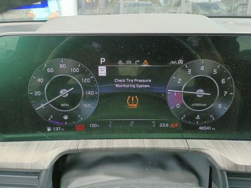 Certified 2023 Kia Telluride SX Prestige AWD/4WD image 8
