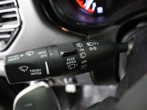 Used 2022 Dodge Durango GT image 28