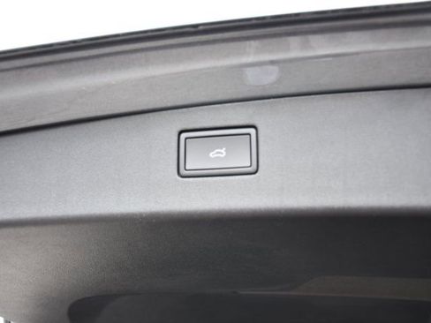 New 2026 Volkswagen Tiguan SE AWD/4WD image 27