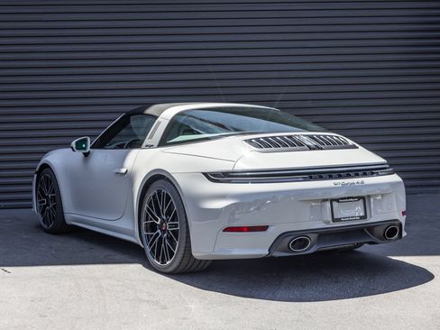 Used 2026 Porsche 911 Targa 4S AWD/4WD image 3