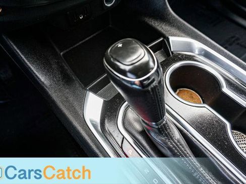 Used 2019 Chevrolet Traverse LT image 39