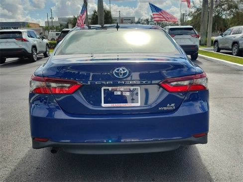 Used 2023 Toyota Camry LE image 9