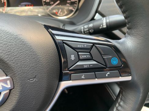 Used 2024 Nissan Altima 2.5 SL FWD image 15