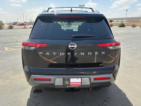 New 2026 Nissan Pathfinder SL w/ SL Premium Package FWD image 5