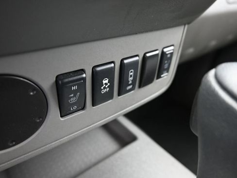 Used 2020 Nissan Frontier SV w/ Midnight Edition Floor Mats image 19