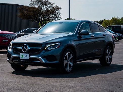 Used 2018 Mercedes-Benz GLC 300 4MATIC Coupe image 7