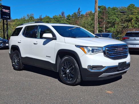 Used 2019 GMC Acadia SLT w/ LPO, Floor Liner Package image 1