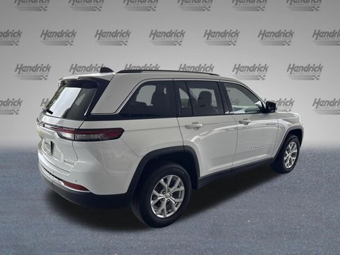 Used 2023 Jeep Grand Cherokee Limited AWD/4WD image 9