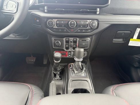 New 2026 Jeep Gladiator Rubicon AWD/4WD image 15