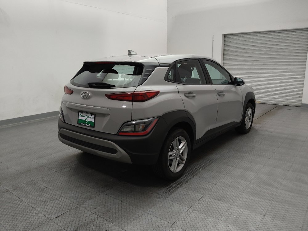 Used 2023 Hyundai Kona SE FWD image 9