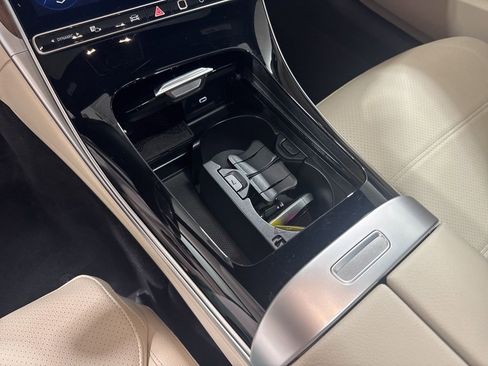 Used 2023 Mercedes-Benz C 300 4MATIC Sedan image 14