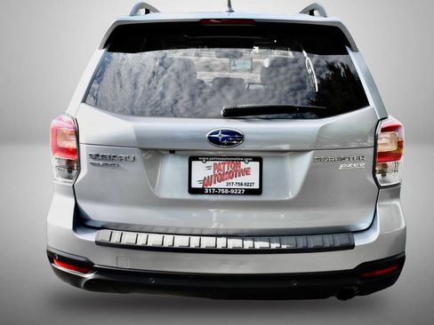 Used 2017 Subaru Forester 2.5i Limited AWD/4WD image 6