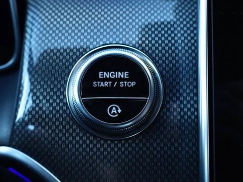 Certified 2025 Mercedes-Benz GLC 300 image 18