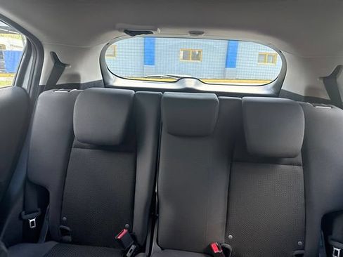 Used 2021 Honda HR-V LX image 16