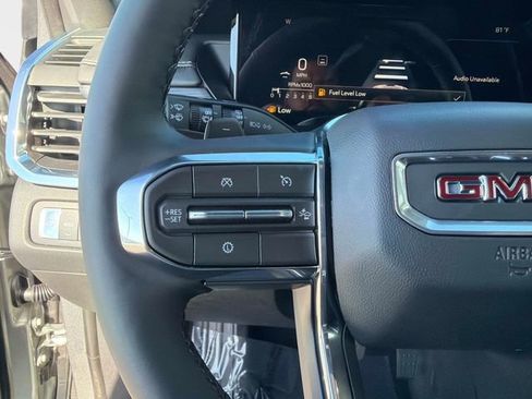 New 2026 GMC Acadia Elevation image 29