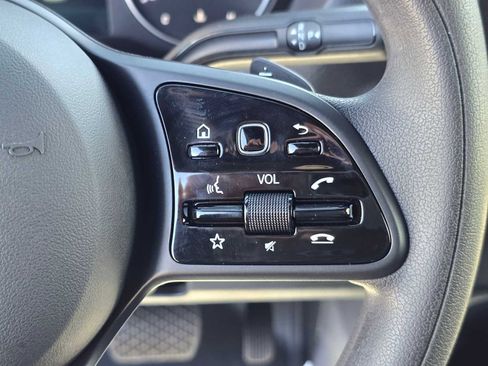 Used 2024 Mercedes-Benz Sprinter 2500 image 36