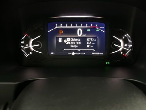 Used 2025 Honda Passport TrailSport image 13