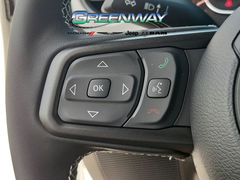 Used 2025 Jeep Wrangler Unlimited Sport AWD/4WD image 26