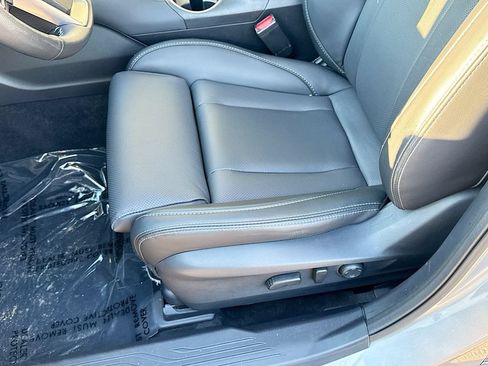 Certified 2024 Subaru Outback Limited XT w/ Popular Package #2 AWD/4WD image 18
