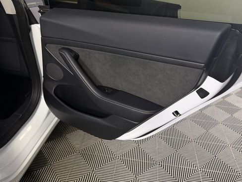 Used 2023 Tesla Model 3 Standard Range RWD image 28