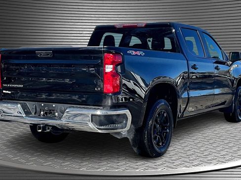 Used 2025 Chevrolet Silverado 1500 LT image 6