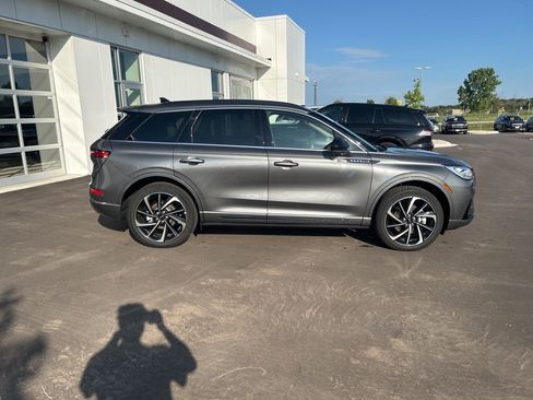 New 2025 Lincoln Corsair Grand Touring w/ Rear Removable Package Tray image 4