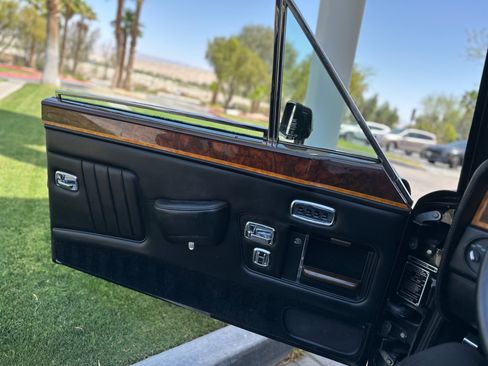 Used 1991 Bentley Continental RWD image 30